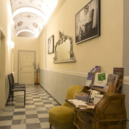 B&B Pantaneto - Palazzo Bulgarini-2